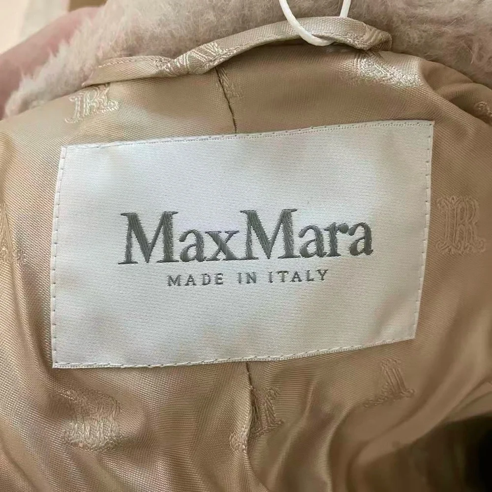 Authentic MaxMara Beige Teddy Jacket - Picture 3 of 7